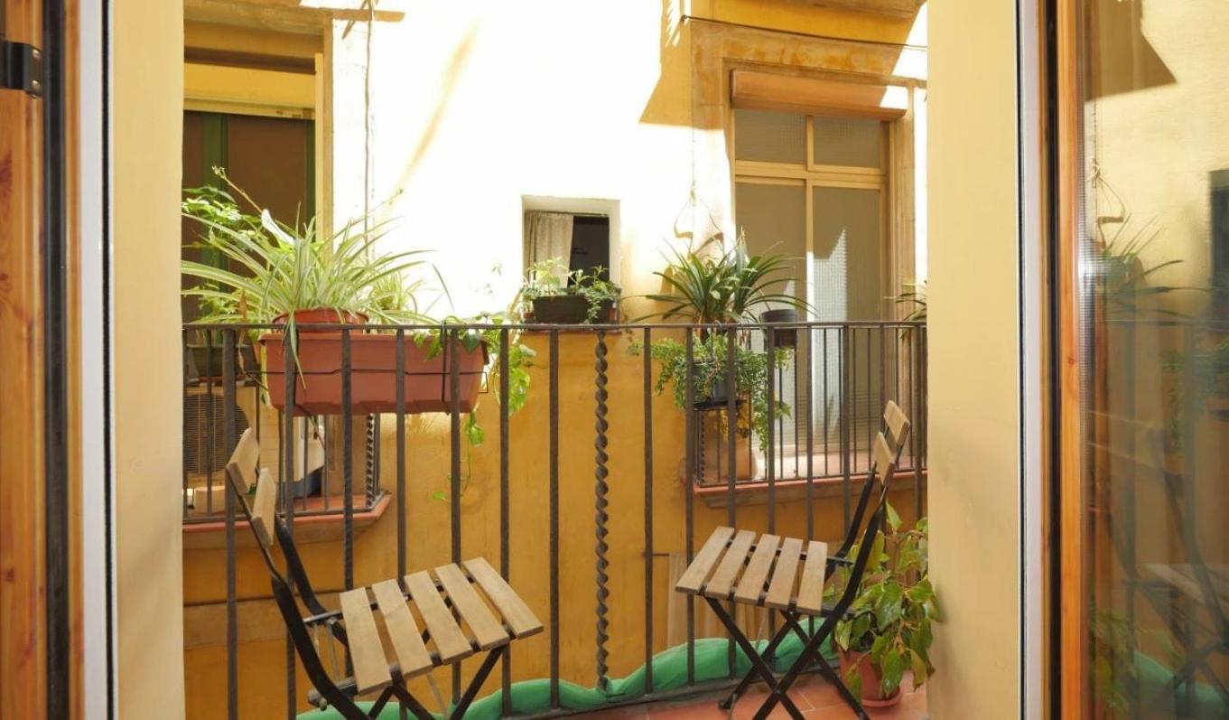 Oasis Apartments & Studios Old Town Center Barselona Dış mekan fotoğraf